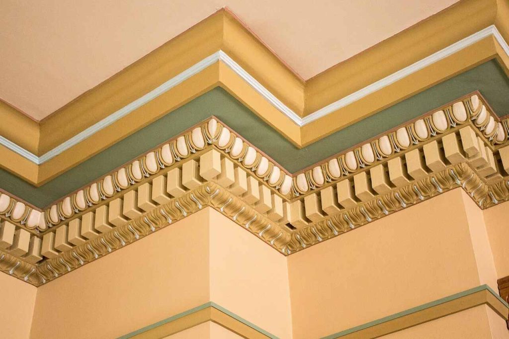 How to Install Crown Moulding